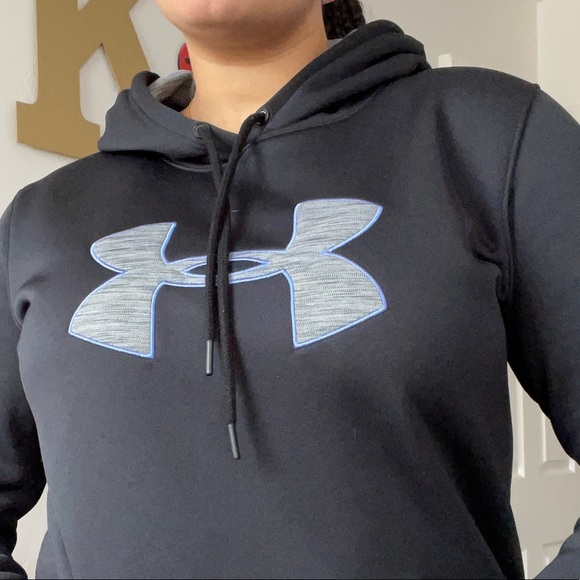 Large under armour hoodie - Picture 4 of 4
